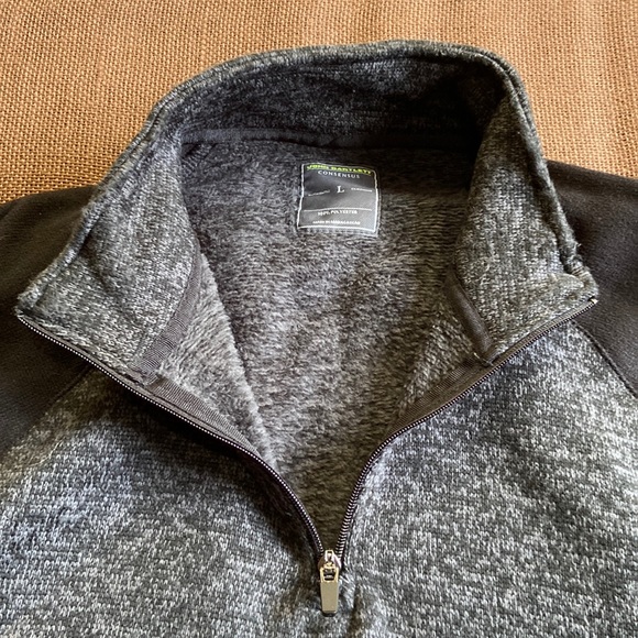 Other - NWOT mens fleece 1/4 zip